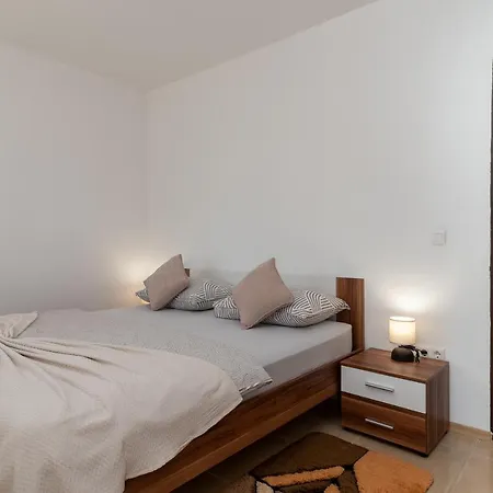 Jurica Apartamento